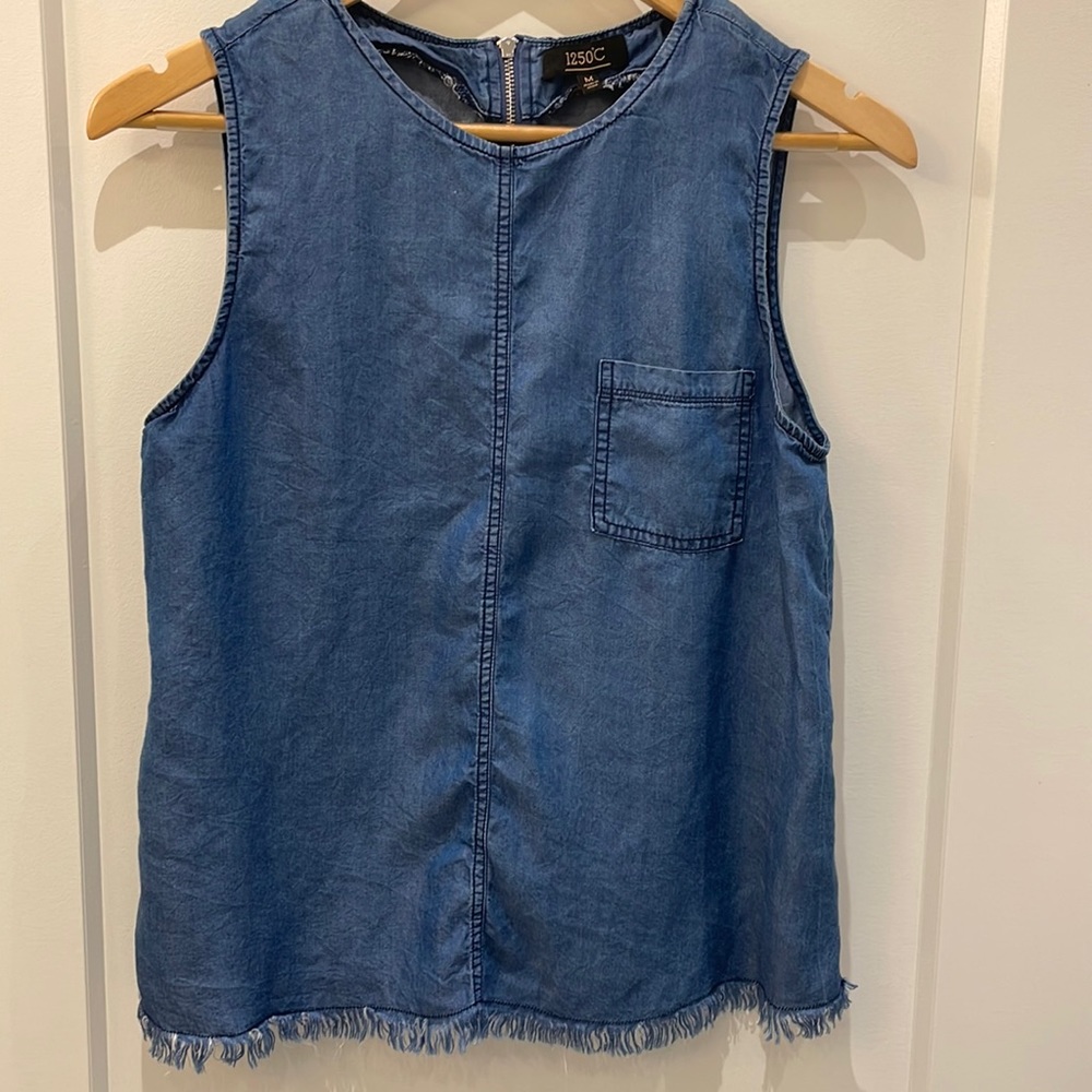 💵 BOGO free - so soft denim tank top with fringe.